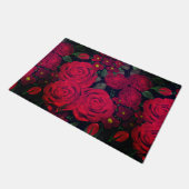 rote Rosen in Aquarellfarbe auf Schwarz, Fußmatte (Schrägansicht)