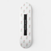 Rote Rosen, Muster von Rose, Ihr Name Skateboard (Vorderseite)