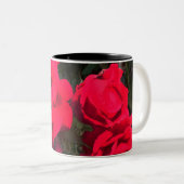 Rote Rosen Rosarium Zweifarbige Tasse (VorderseiteRechts)