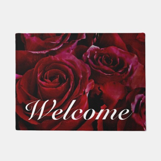 Rote Rosen rund um Fußmatte (Vorderseite)