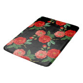 Rote Rosen, schwarzer Hintergrund, Badematte (Schrägansicht)