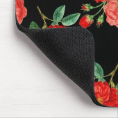 Rote Rosen, schwarzer Hintergrund, Mousepad (Ecke)