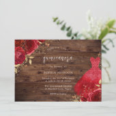 Rote Rosen Sparkleider Rustikales Quinceanera Part Einladung (Stehend Vorderseite)