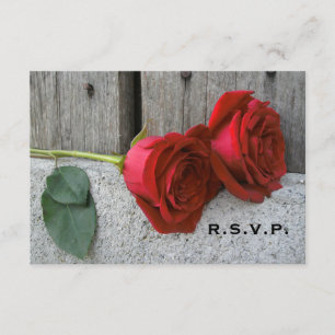 Rote Rosen u. Scheunen-hölzernes Hochzeit UAWG RSVP Karte