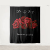 Rote Rosen Weiß Schwarz Wandteppich (Vorderseite)