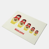 Rote russische matryoshka Verschachtelungspuppen Fußmatte (Schrägansicht)