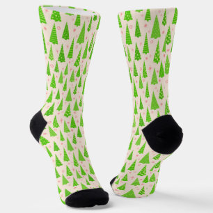 Rote Schneeflocken und Bäume Weihnachten Socken