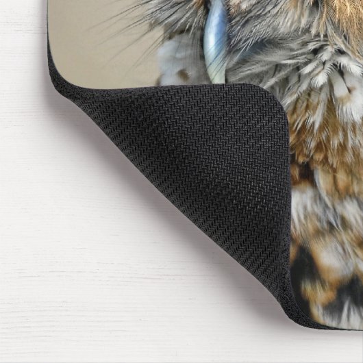 Rote Schrei-Eule Mousepad (Ecke)