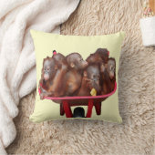 Rote Schubkarre-Orang-Utan Babys Kissen (Decke)