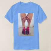 Rote Schuhe T-Shirt (Design vorne)
