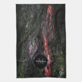 Rote schwarze Baummosse Holzrinde Monogram Geschirrtuch (Vertikal)