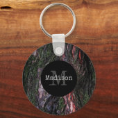 Rote schwarze Baummosse Holzrinde Monogram Schlüsselanhänger (Vorderseite)