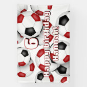 Rote schwarze Fußballbälle Kindergeburtstag feiern Banner (Vertikal)