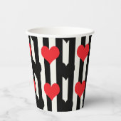 Rote schwarze Herzen auf Schwarz-weißen Streifen Pappbecher (Vorderseite)