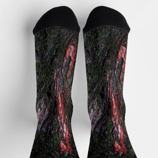 Rote schwarze Holzbäume cool Socken (Oben)