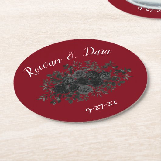 Rote Schwarze Rose Gothic Wedding Runder Pappuntersetzer (Angewinkelt)
