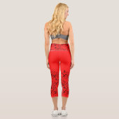Rote Schwarze Tinte Yoga Capri Leggings (Rückseite)