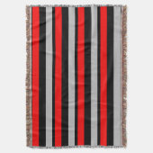 Rote schwarze und silberne gestreifte Wurfs-Decke Decke (Vorderseite Vertikal)