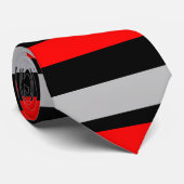 Rote schwarze und silberne Horizontal-Gestreifte Krawatte (Gerollt)