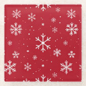 Rote Serviette mit weißem Schneeflockenmuster Glasuntersetzer (Vorderseite)