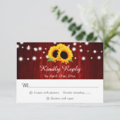 Rote Sonnenblume Rustikale Holzsaitenleuchten Hoch RSVP Karte (Stehend Vorderseite)