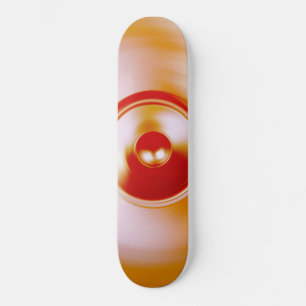 Rote Spinnmusik-Lautsprecher Skateboard