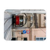 Rote Straßenbahn in der Altstadt von Prag - Tschec Magnet (Horizontal)