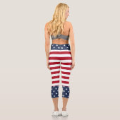 Rote Streifen mit blauem und weißem Star-Band Capri Leggings (Rückseite)