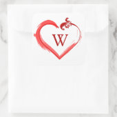 Rote Swoosh Herzkleber mit Monogram Initial Quadratischer Aufkleber (Tasche)