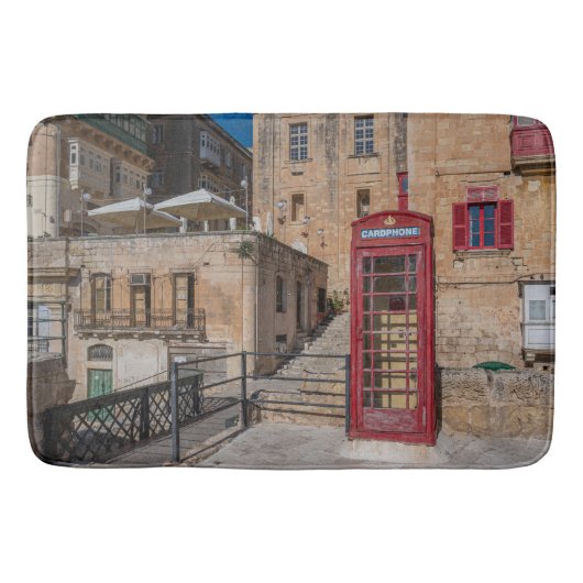 Rote Telefonzelle in Valletta Malta Badematte (Vorderseite)