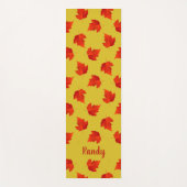 Rote trockene Blätter individuelle Name gelb Yogamatte (Vorderseite)