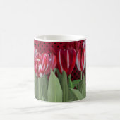 Rote Tulips auf Gradient Kaffeetasse (Mittel)