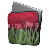 Rote Tulips auf Gradient Laptopschutzhülle (Vorderseite Links)
