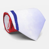 Rote Tulips mit Blau Krawatte (Gerollt)