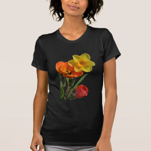 Rote Tulpen und gelbe Osterglockenblumen T-Shirt