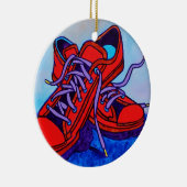 Rote Turnschuhe zwei Keramik Ornament (Rechts)