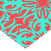 Rote und aquamarine Blumen Tischdecke (Schrägansicht)