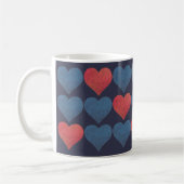 Rote und blaue gemusterte Herzen Kaffeetasse (Links)