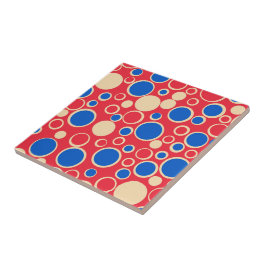 Rote und blaue Punkte auf rot Fliese