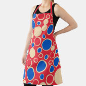 Rote und blaue Punkte auf rot Schürze (InSitu)