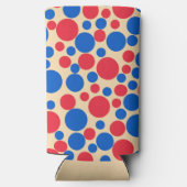 Rote und blaue Punkte auf Tan Selters Dosenkühler (Rückseite)