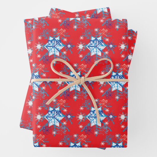 Rote und blaue Schneeflocken und Sterne Geschenkpapier Set (Beispiel)