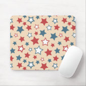 Rote und blaue Sterne, 4. Juli, beiger Hintergrund Mousepad (Mit Mouse)