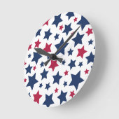 Rote und Blaue Sterne - Muster der amerikanischen  Runde Wanduhr (Winkel)