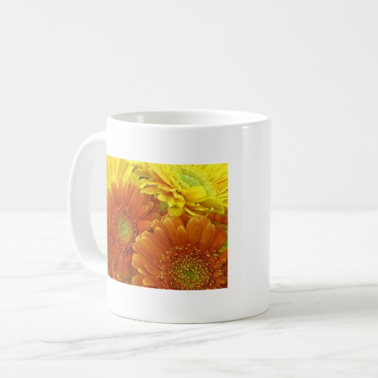 Rote und gelbe afrikanische Gänseblümchen Kaffeetasse (Vorderseite Links)