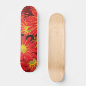 Rote und gelbe Blumen 1 Skateboard (Vorderseite)