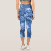 Rote und gelbe Blumen 3 Capri Leggings (Rückseite)