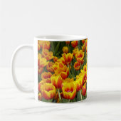 Rote und gelbe Tulpen Kaffeetasse (Links)
