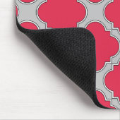 Rote und graue Quatrefolien Mousepad (Ecke)