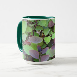 Rote und grüne Blätter Zweige Fotografie Tasse